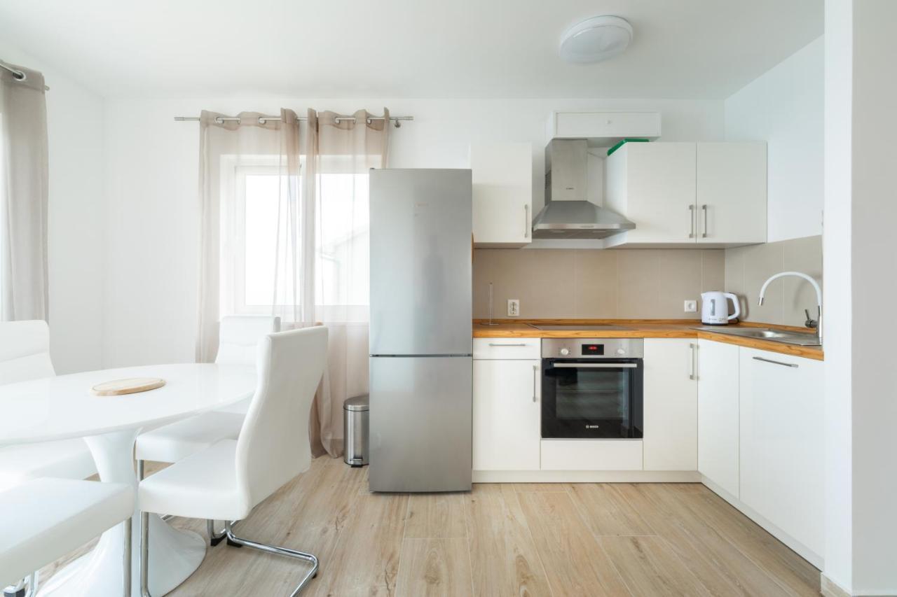 Vila Apartments Marina Blato  Luaran gambar