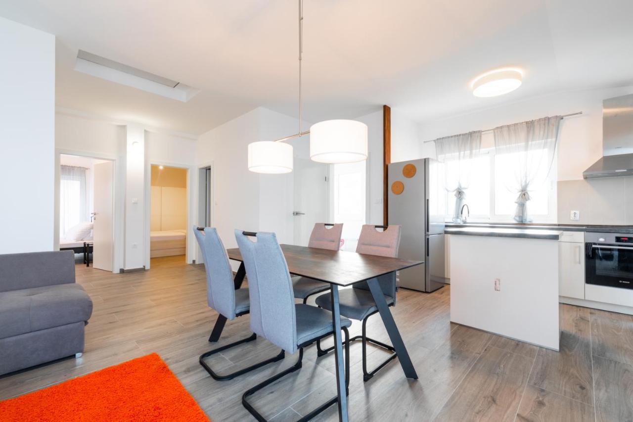 Vila Apartments Marina Blato  Luaran gambar