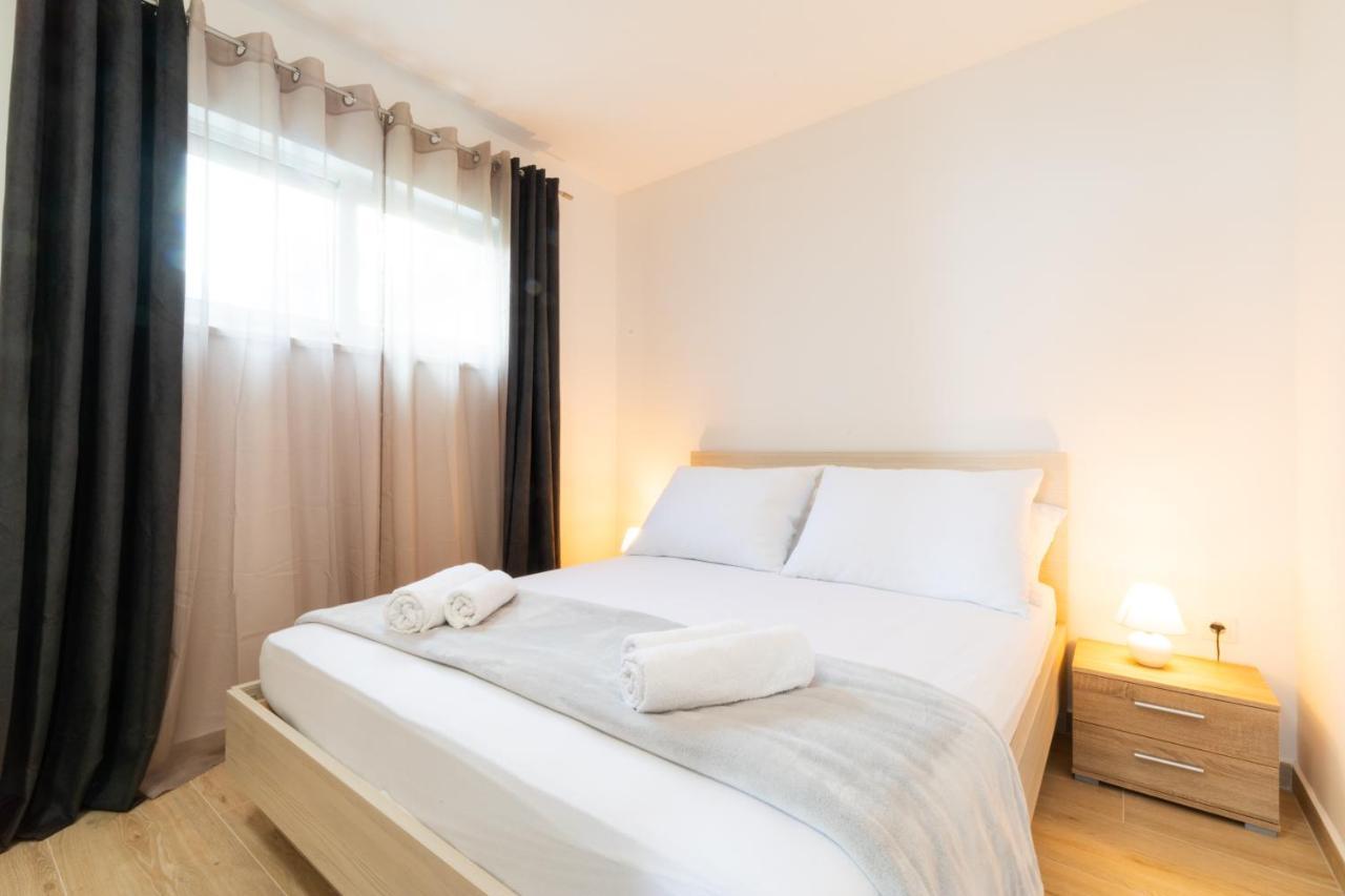 Vila Apartments Marina Blato  Luaran gambar