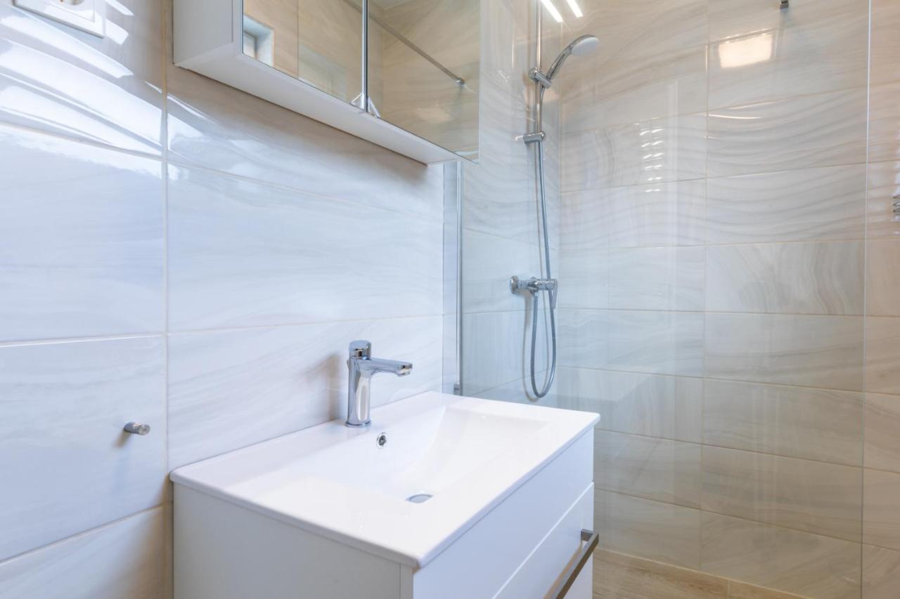 Vila Apartments Marina Blato  Luaran gambar